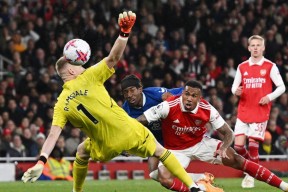 九州体育官网-阿森纳中场精彩助攻，带领球队获胜(阿森纳这笔引援太强)