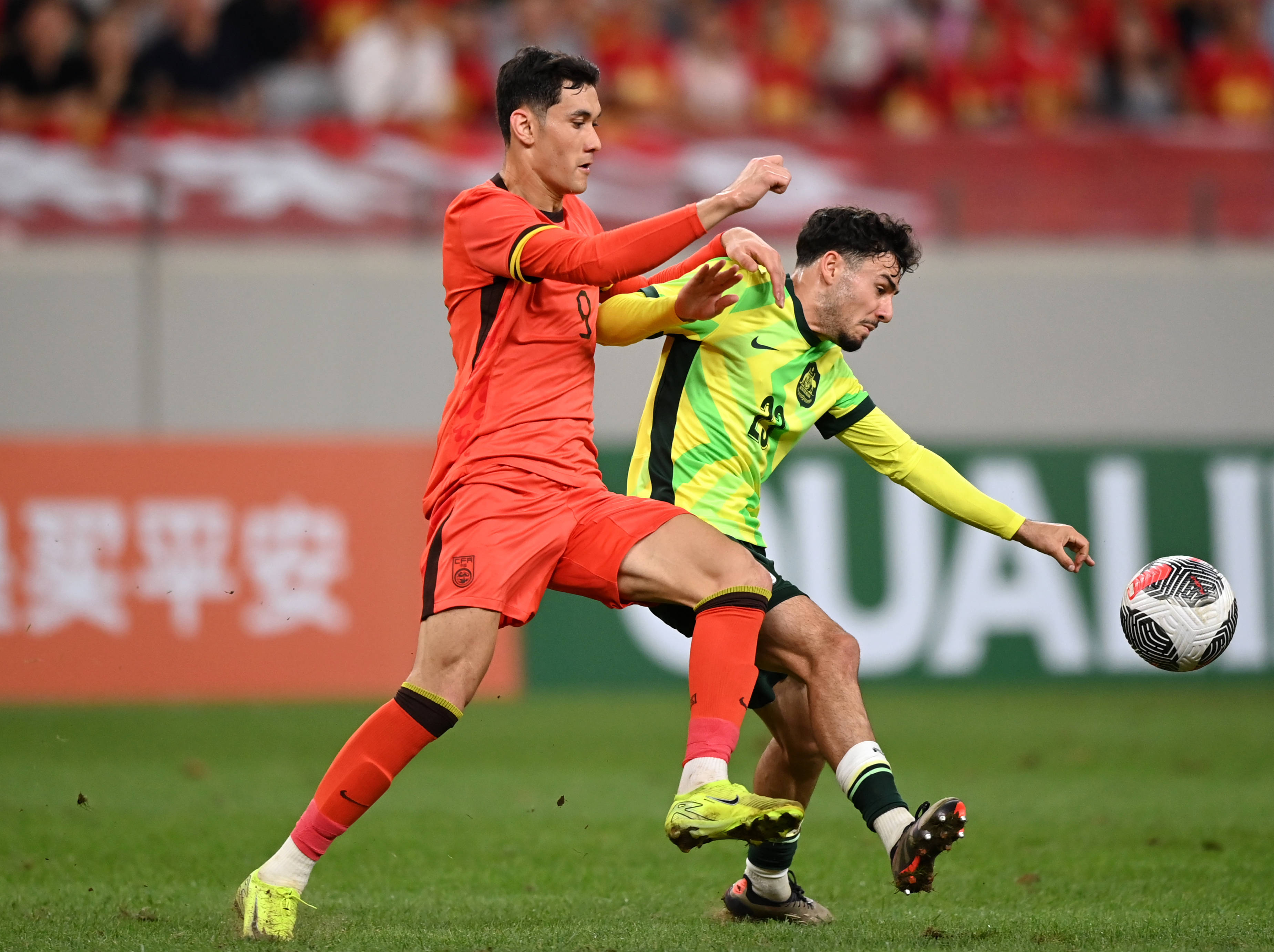 中国职业足球联赛最新战报出炉，球队表现备受关注的简单介绍