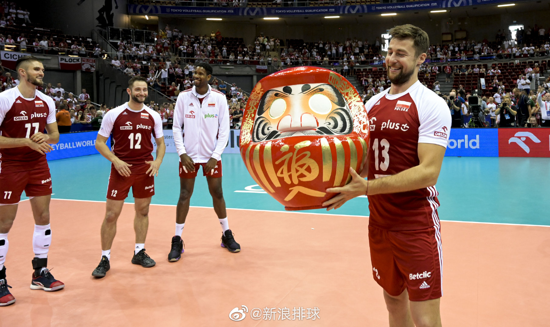 斯洛文尼亚力拒挑战，晋级希望渐浓